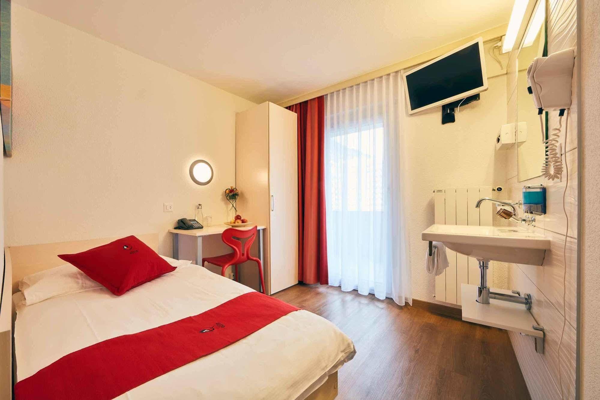 Elite Hotel Visp Exterior photo